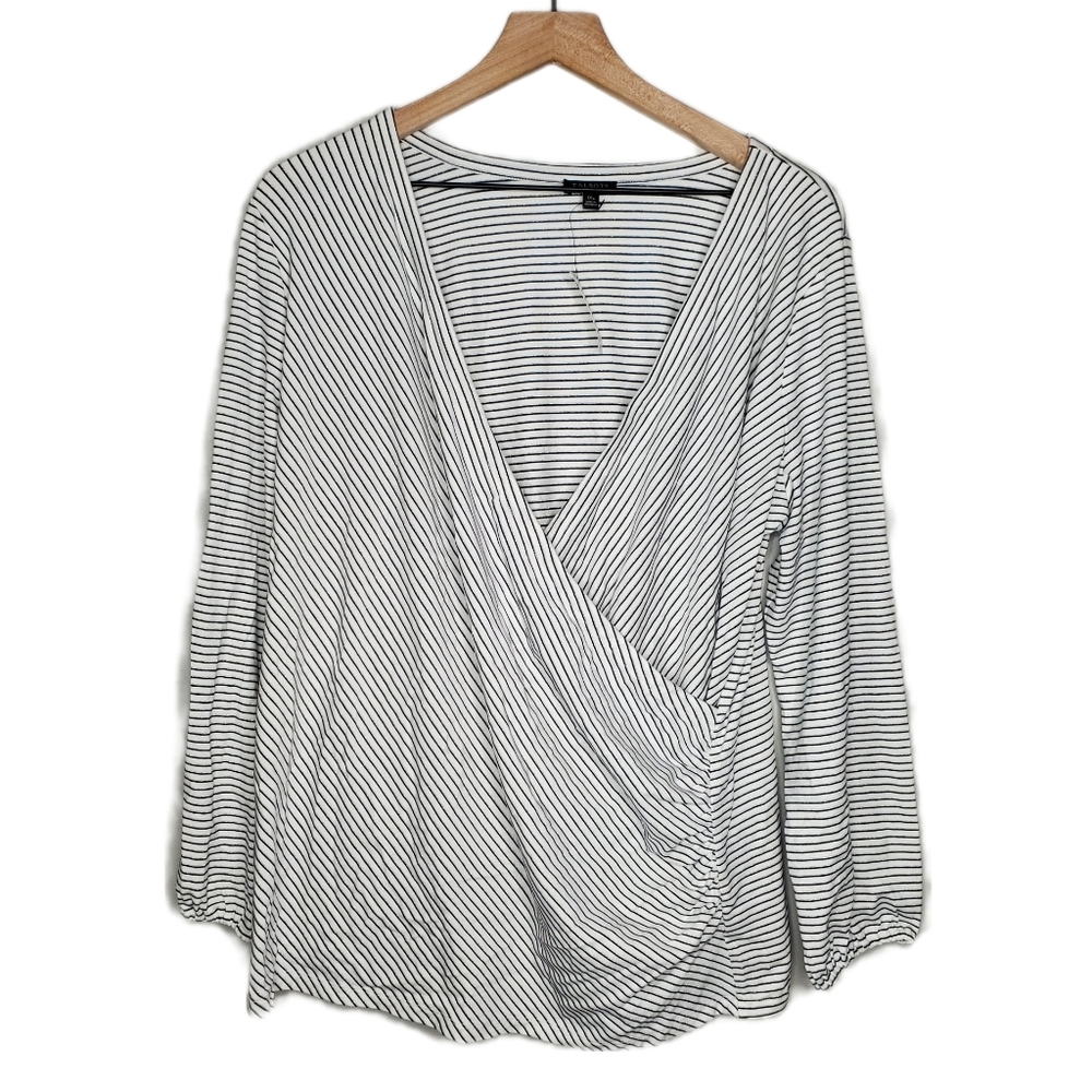 NWT Talbots SZ 1XP White Shimmer Stripes Faux Wrap V-Neck Long Sleeves Petite
